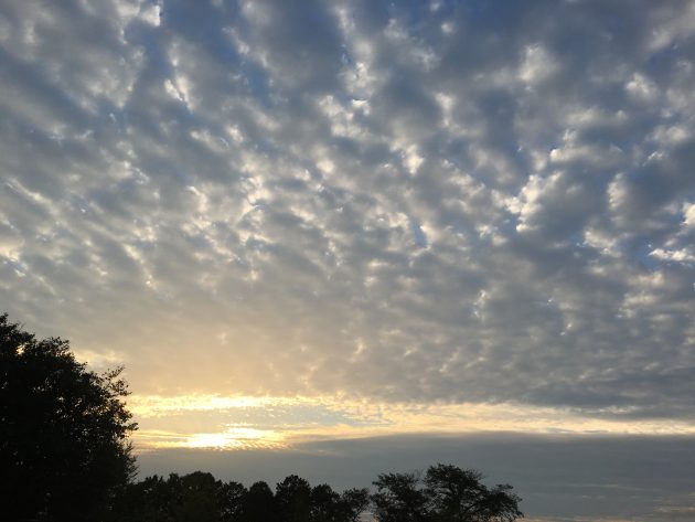 お彼岸の空